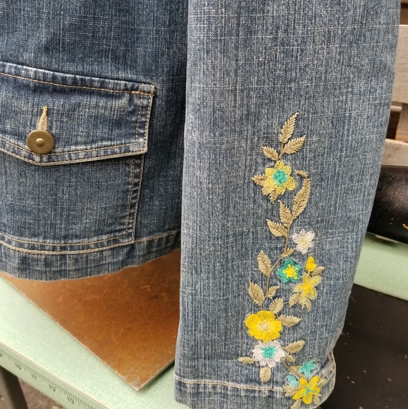 Embroidered denim jean jacket by Kate Hill. - Picture 3 of 8